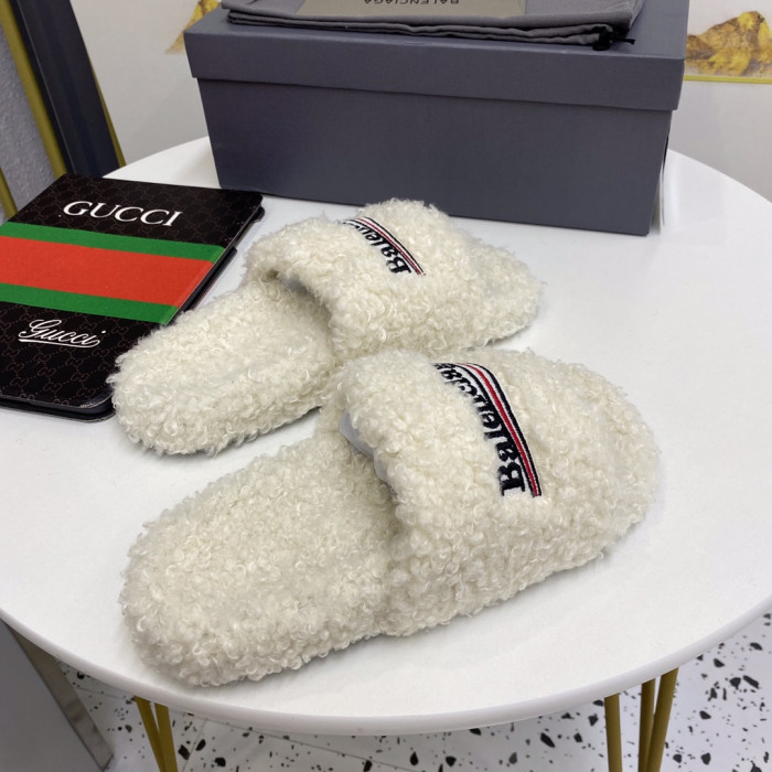 Onekick BLCG SLIPPERS