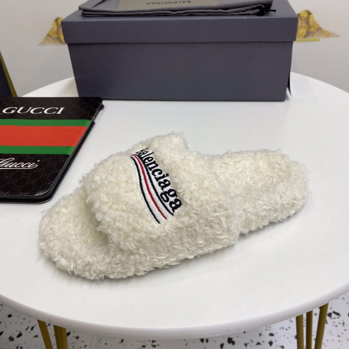 Onekick BLCG SLIPPERS