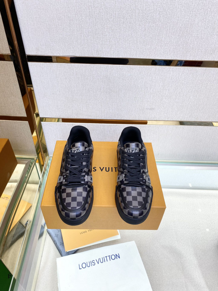 Onekick LV TRAINER SNEAKER LOW