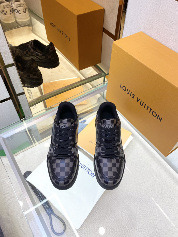 Onekick LV TRAINER SNEAKER LOW