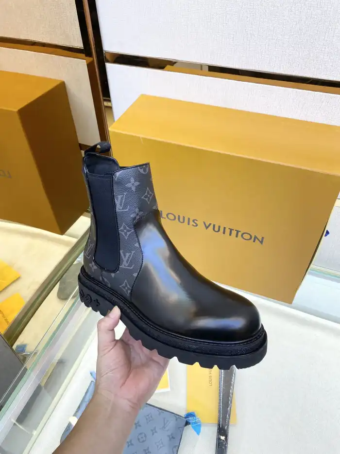 Cheap LOUS VUITON BOOTS