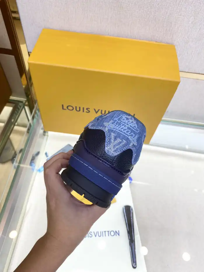 Loui Vuitto TRAINER SNEAKER