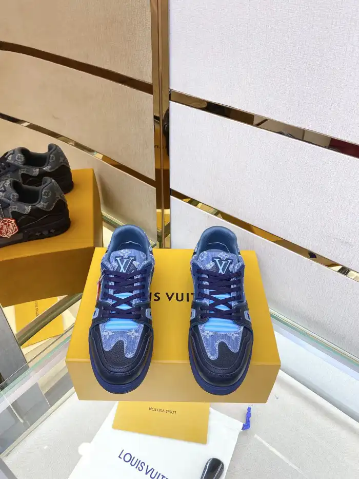 Loui Vuitto TRAINER SNEAKER