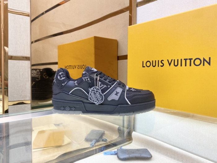 Loui Vuitto TRAINER SNEAKER