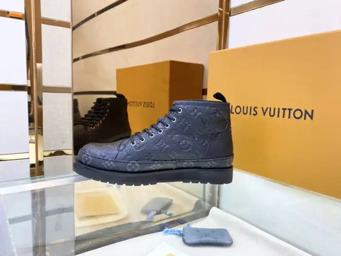 Cheap LOUS VUITON BOOTS