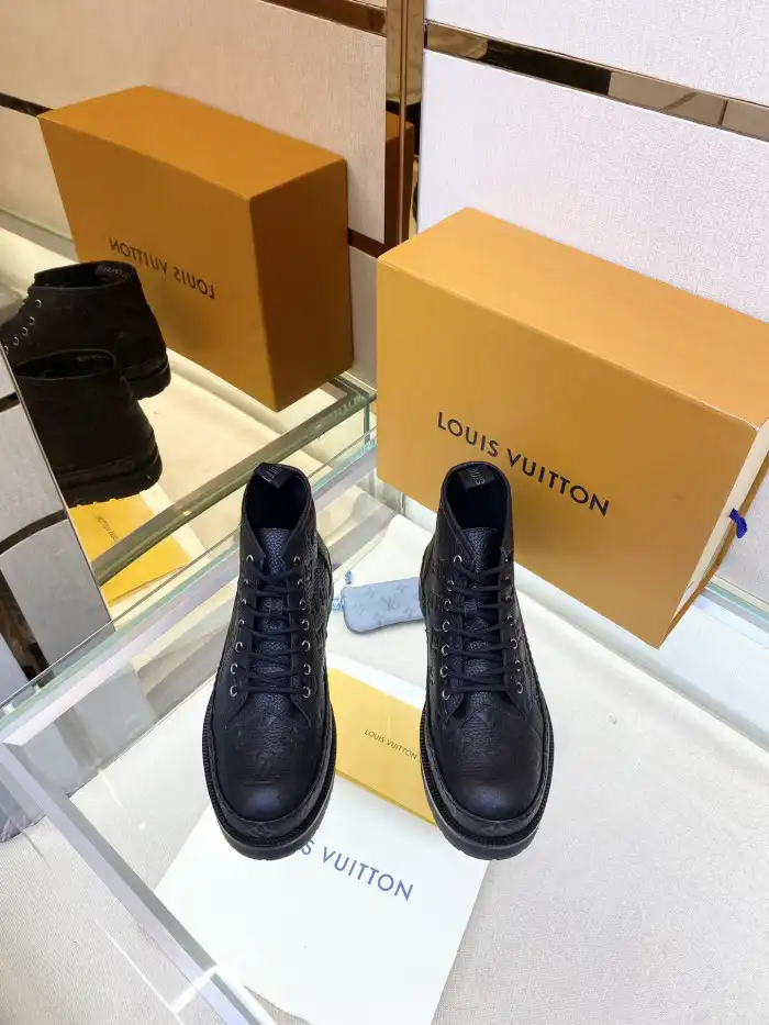 LOUS VUITON BOOTS