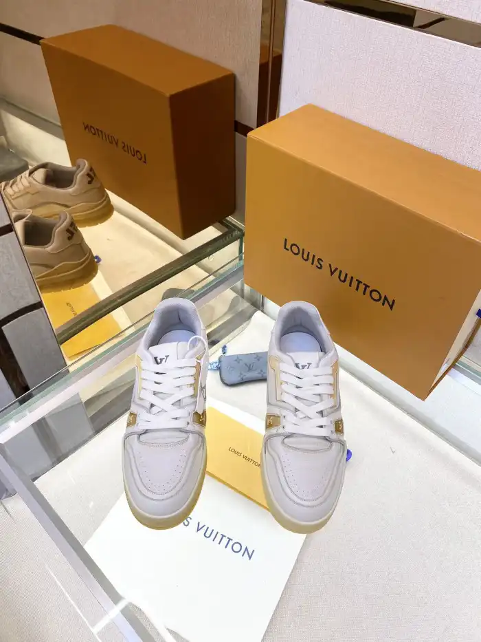 Rep Loui Vuitto TRAINER SNEAKER