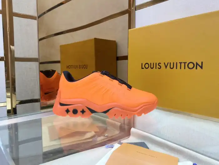 Loui Vuitto MILLENIUM SNEAKER