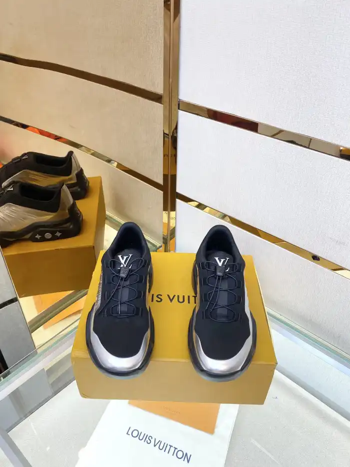 Loui Vuitto MILLENIUM SNEAKER