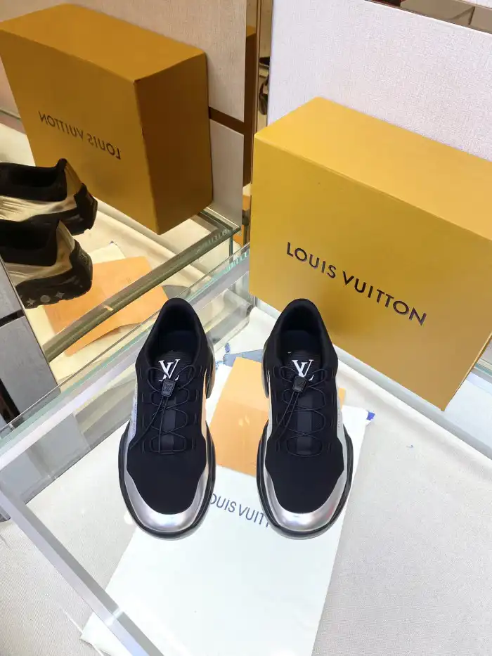 Loui Vuitto MILLENIUM SNEAKER