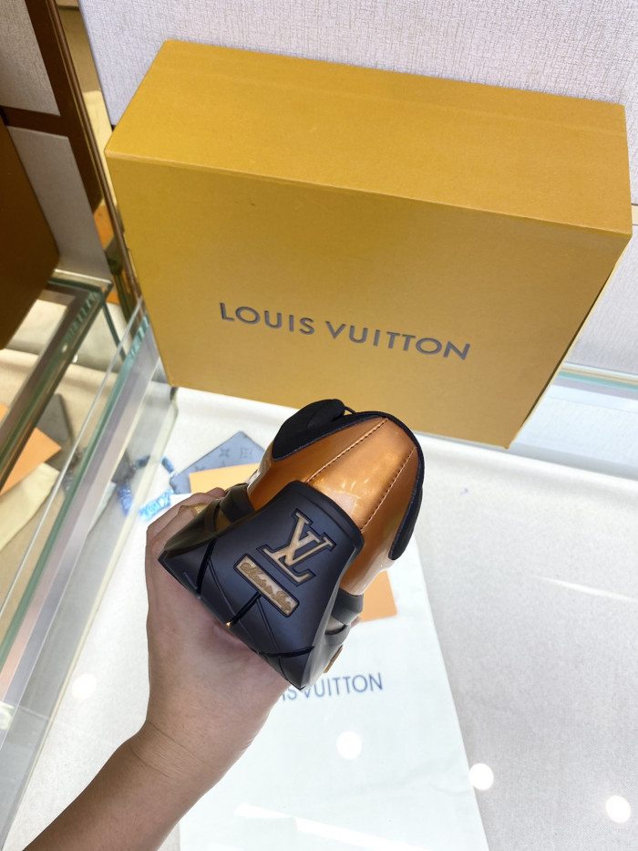 Loui Vuitto MILLENIUM SNEAKER