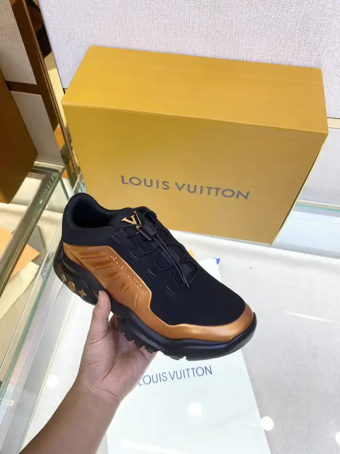 Loui Vuitto MILLENIUM SNEAKER