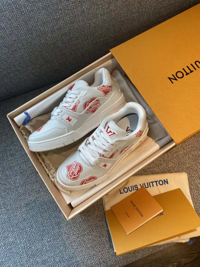 Rep Loui Vuitto TRAINER SNEAKER