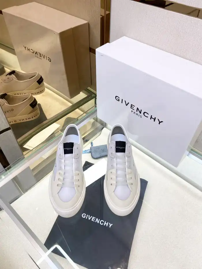 Cheap Givench Spectre Low-TOP SNEAKER