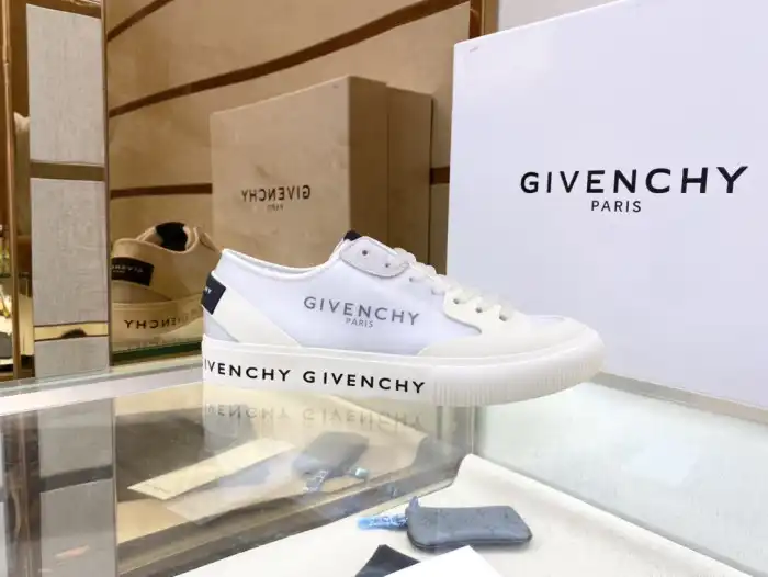 Cheap Givench Spectre Low-TOP SNEAKER