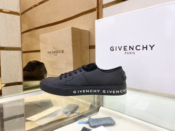 Onekick Givench Spectre Low-TOP SNEAKER