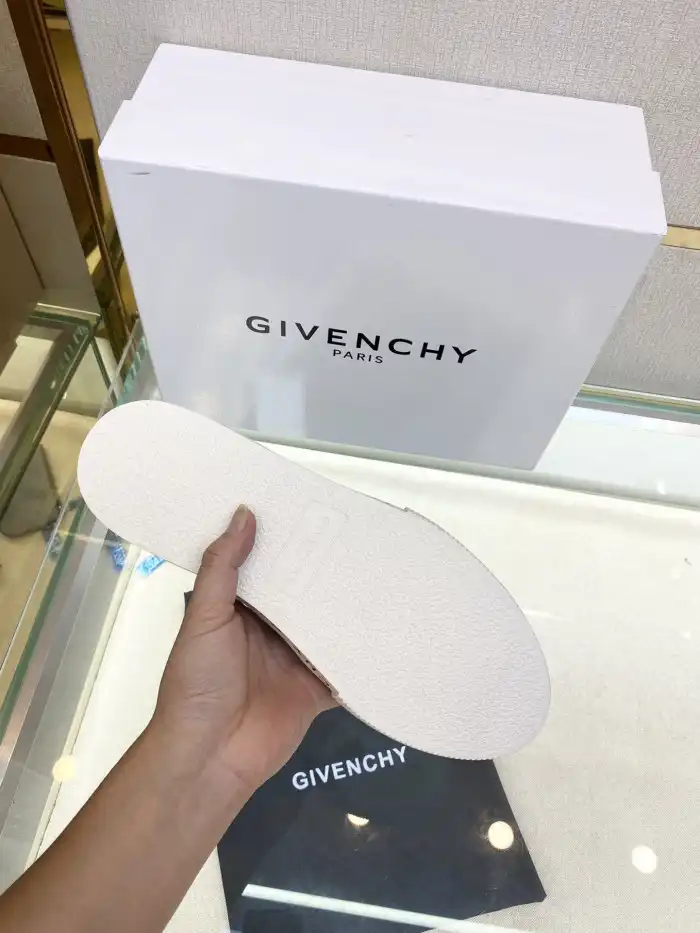 Givench Spectre High -TOP SNEAKER