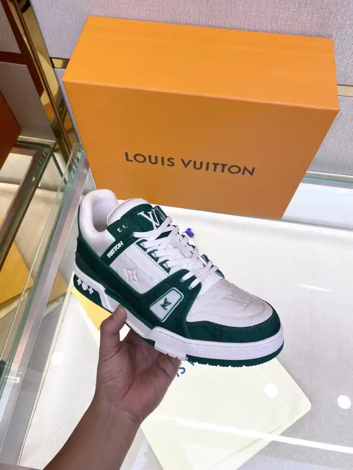 Loui Vuitto Low-Top SNEAKER