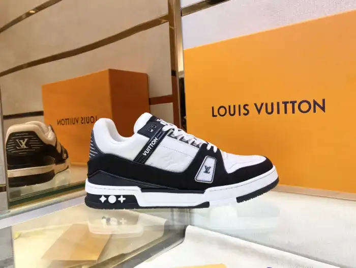 Cheap Loui Vuitto Low-Top SNEAKER