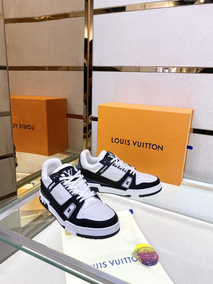 Loui Vuitto Low-Top SNEAKER