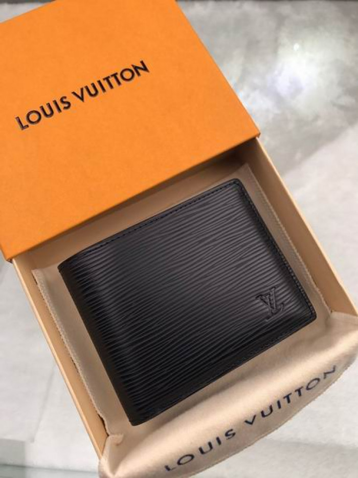 Onekick LOUI VUITTO WALLET M60332 11.5*9