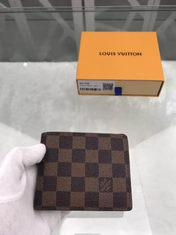 LOUI VUITTO WALLET N61208 11.5*8