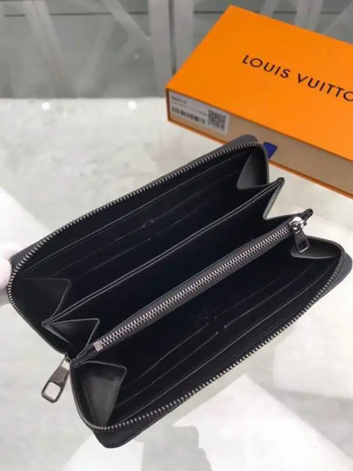 LOUI VUITTO WALLET N60015 19.5*10