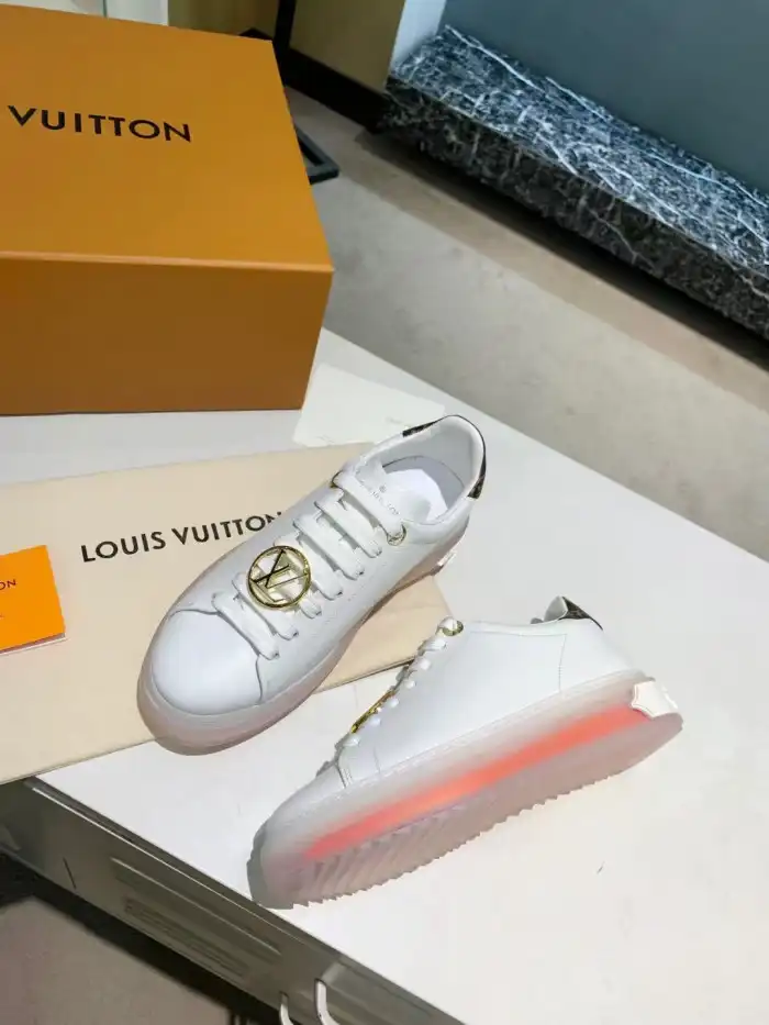 LOUI VUITTO SNEAKER