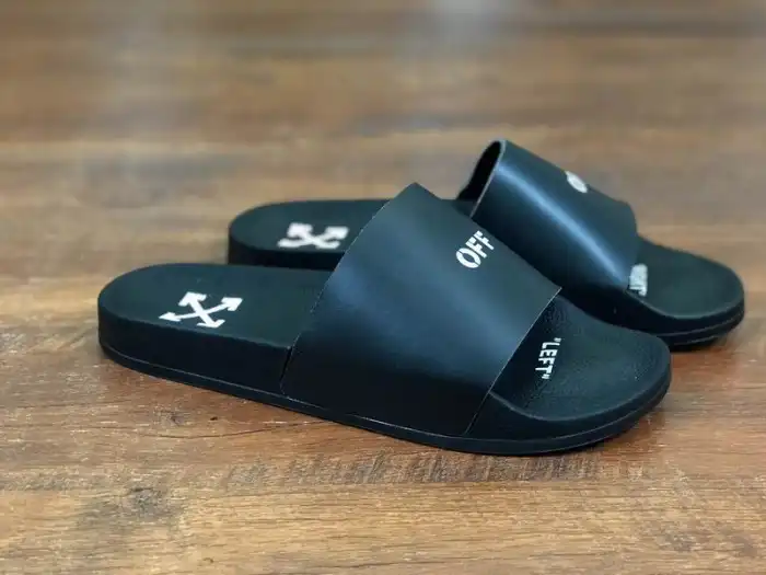 OFF-WHITE SLIPPERS