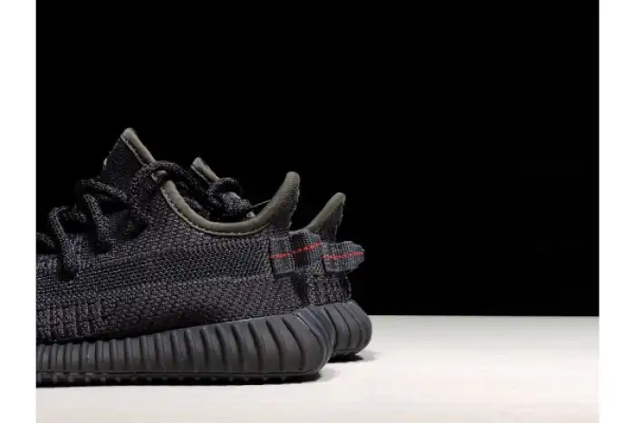 Rep ADIDAS KIDS YEEZY BOOST 350 V2 BLACK (NON-REFLECTIVE) FU9013