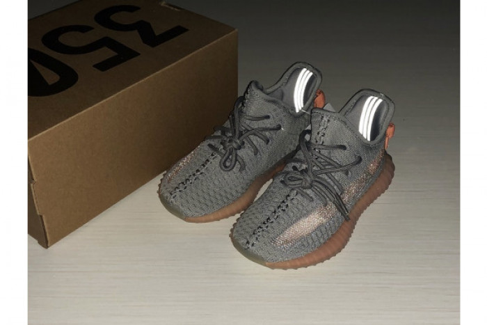 Onekick ADIDAS KIDS YEEZY 350 BOOST V2 TRUE FORM Kids-EG7492