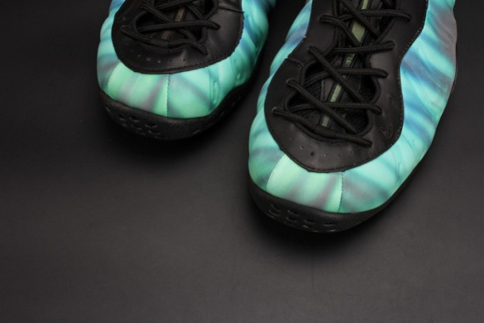 Nike Air Foamposite One Northern Lights Black Green mens 840559-001