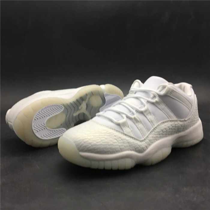 Air Jordan 11 Low Heiress Frost White 897331-100