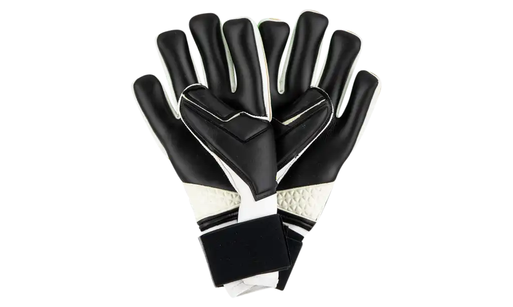 Affordable Palace Juventus Goalkeeper Gloves