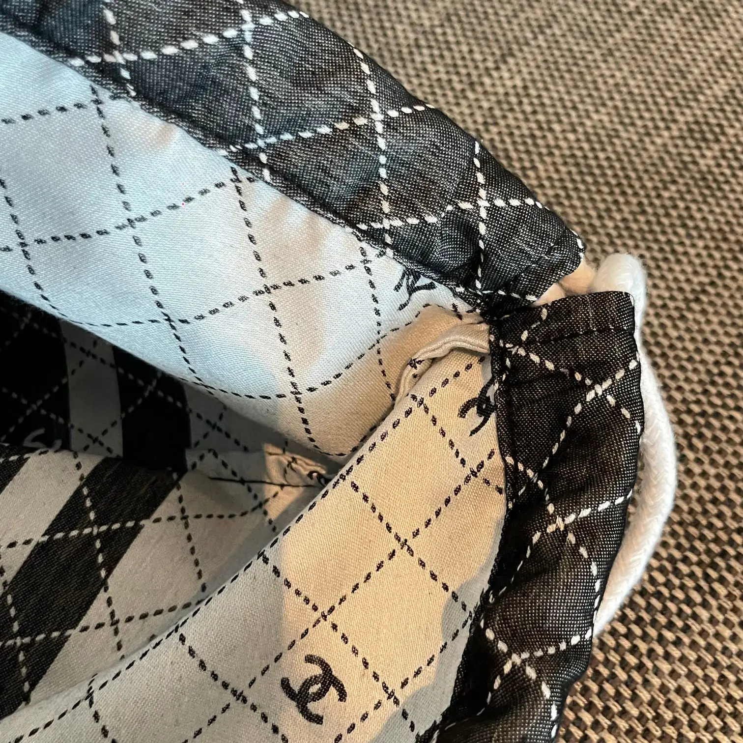 Replica bags CHANEL 24P Beach Shoulder Bag 