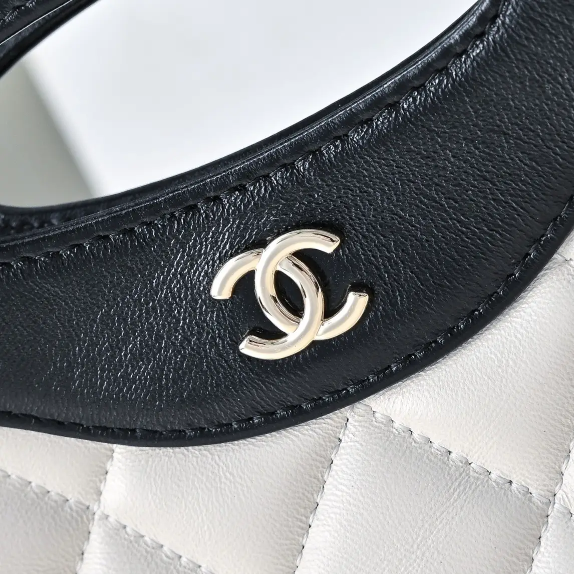 Reps CHANEL 31 MINI SHOPPING BAG White & Black