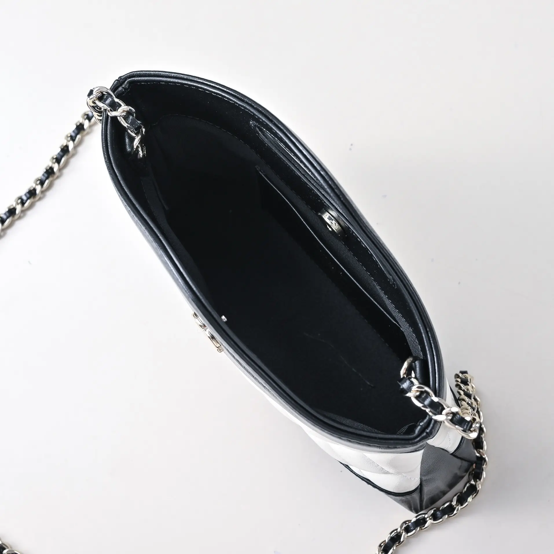 Reps CHANEL 31 MINI SHOPPING BAG White & Black