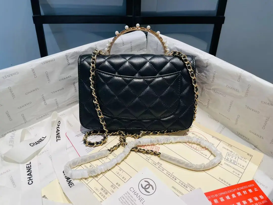 Affordable CHANEN 23B New Pearl Handle 