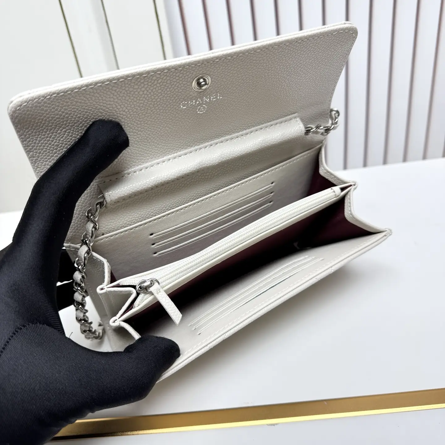 Chanel Chain Crossbody Bag White