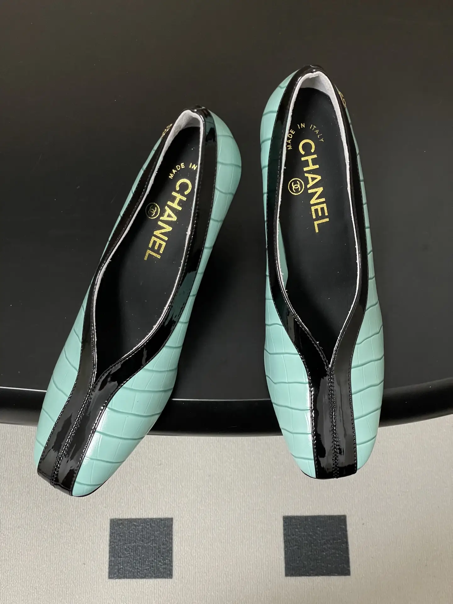 Chanel Crocodile-Embossed Leather High Heels Blue Black