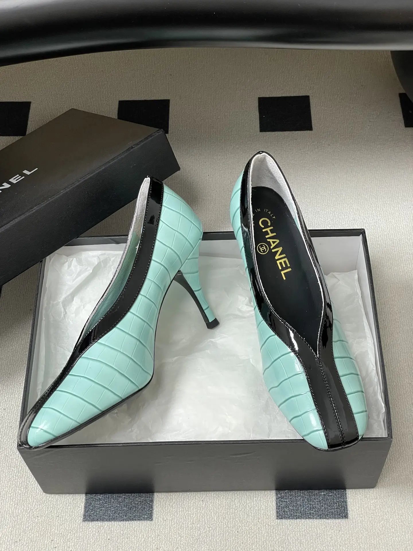 Chanel Crocodile-Embossed Leather High Heels Blue Black