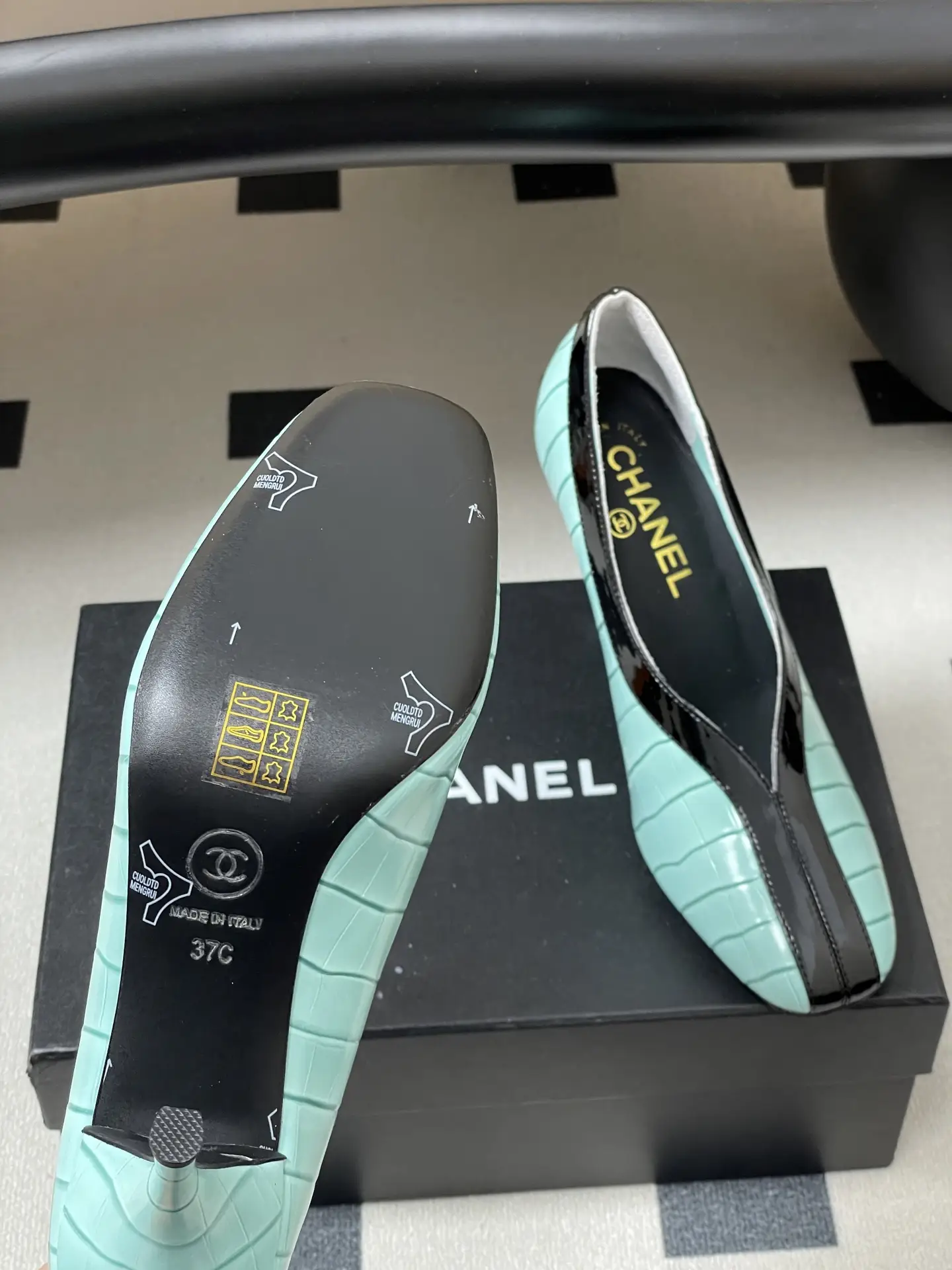 Chanel Crocodile-Embossed Leather High Heels Blue Black