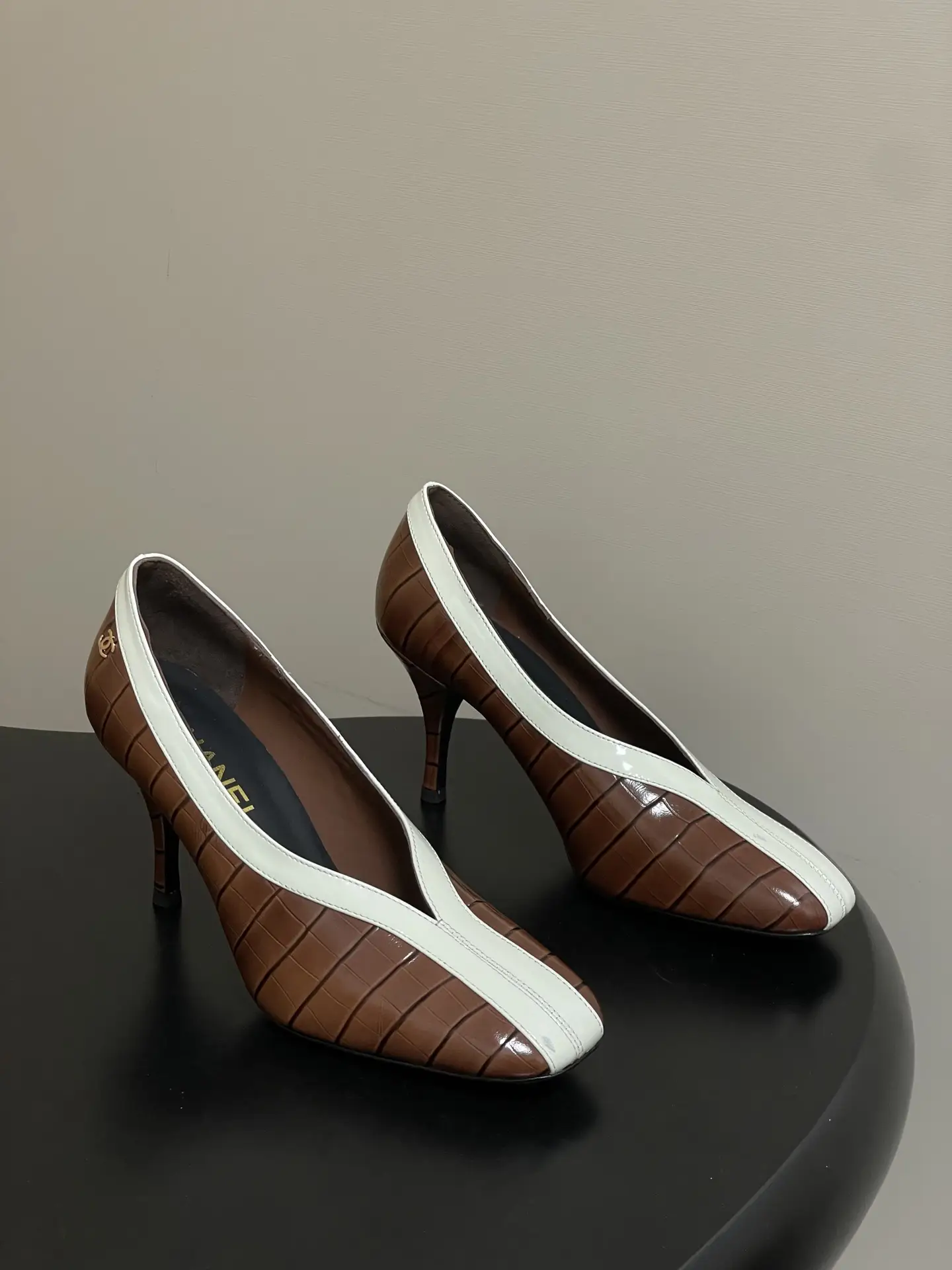 Chanel Crocodile-Embossed Leather High Heels Brown White