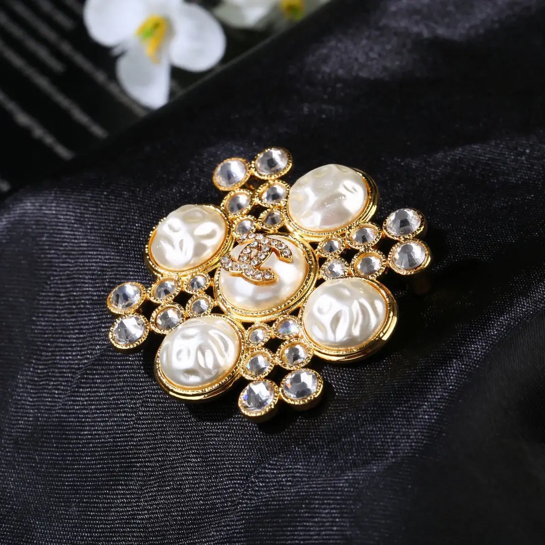 Chanel Diamond Pearl Brooch