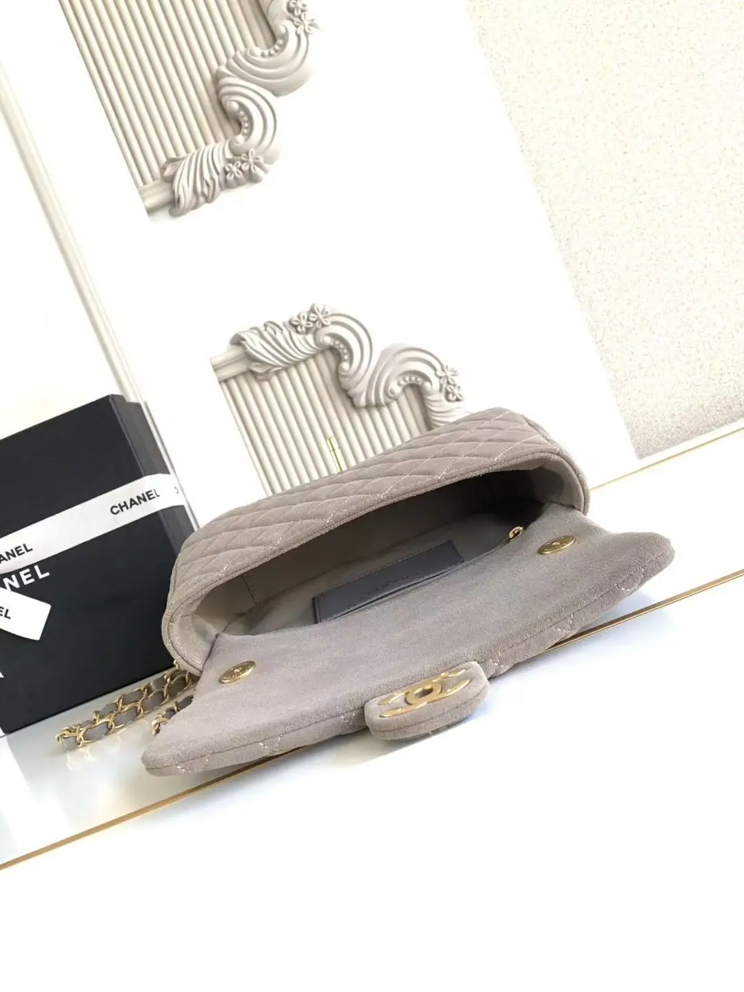 Chanel Flap Bag Suede AS5991 Gray