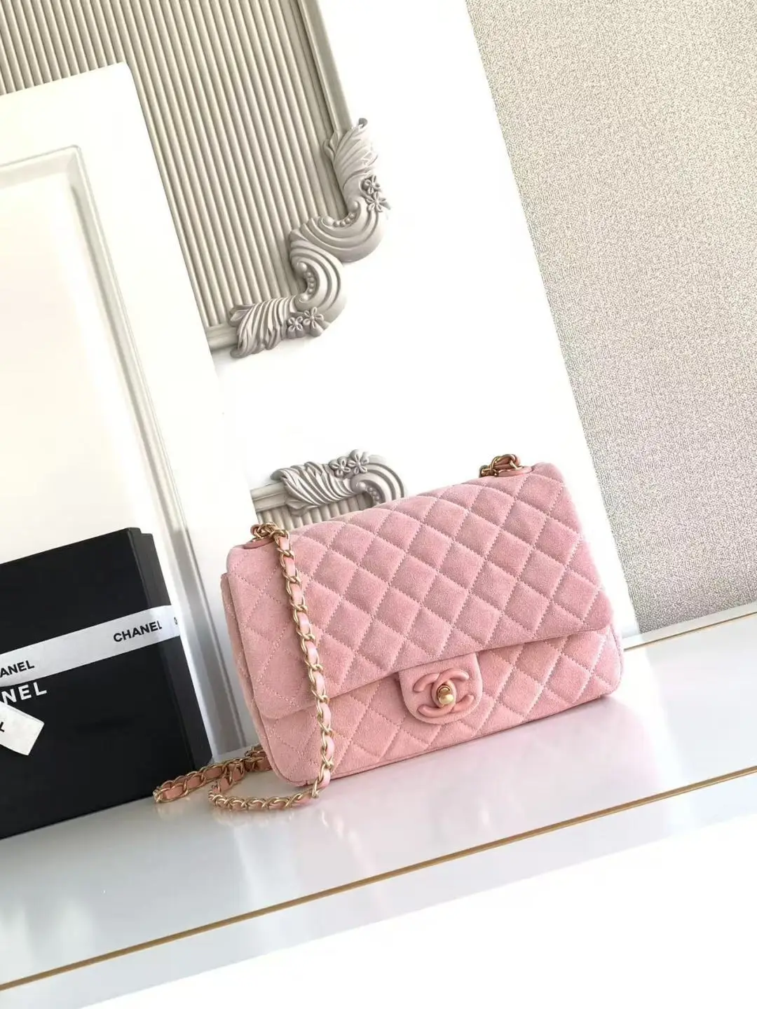 Chanel Flap Bag Suede AS5991 Pink