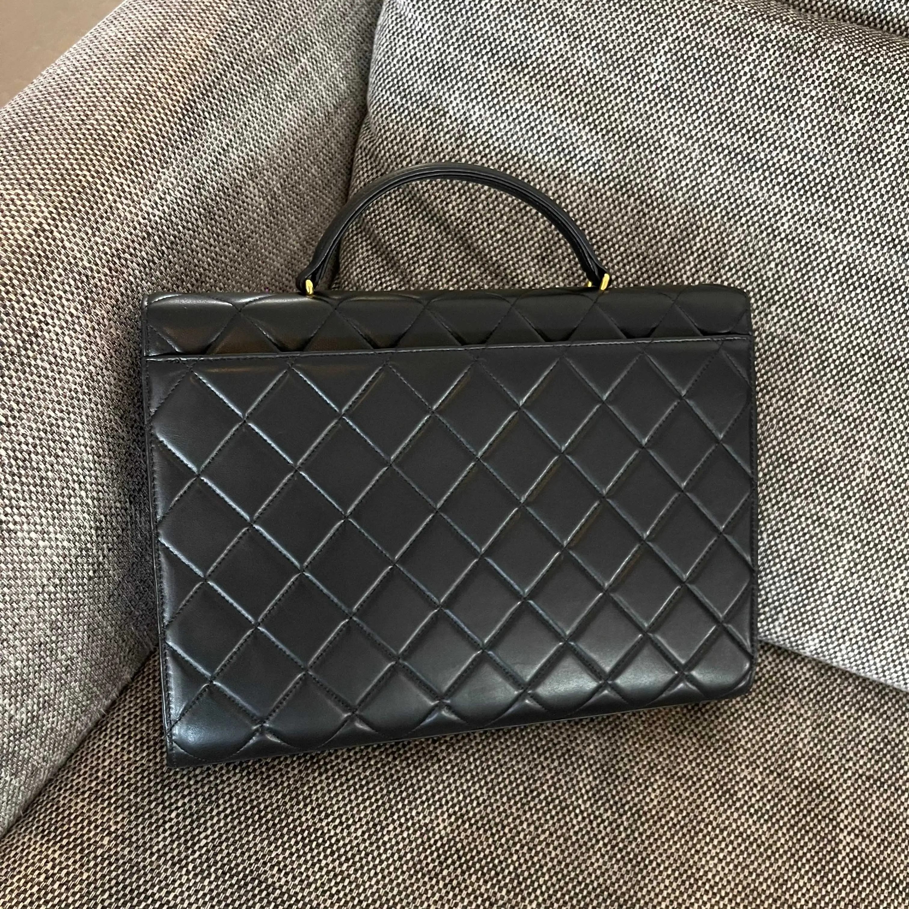 Reps Chanel Vintage Leather Briefcase Handbag in Black