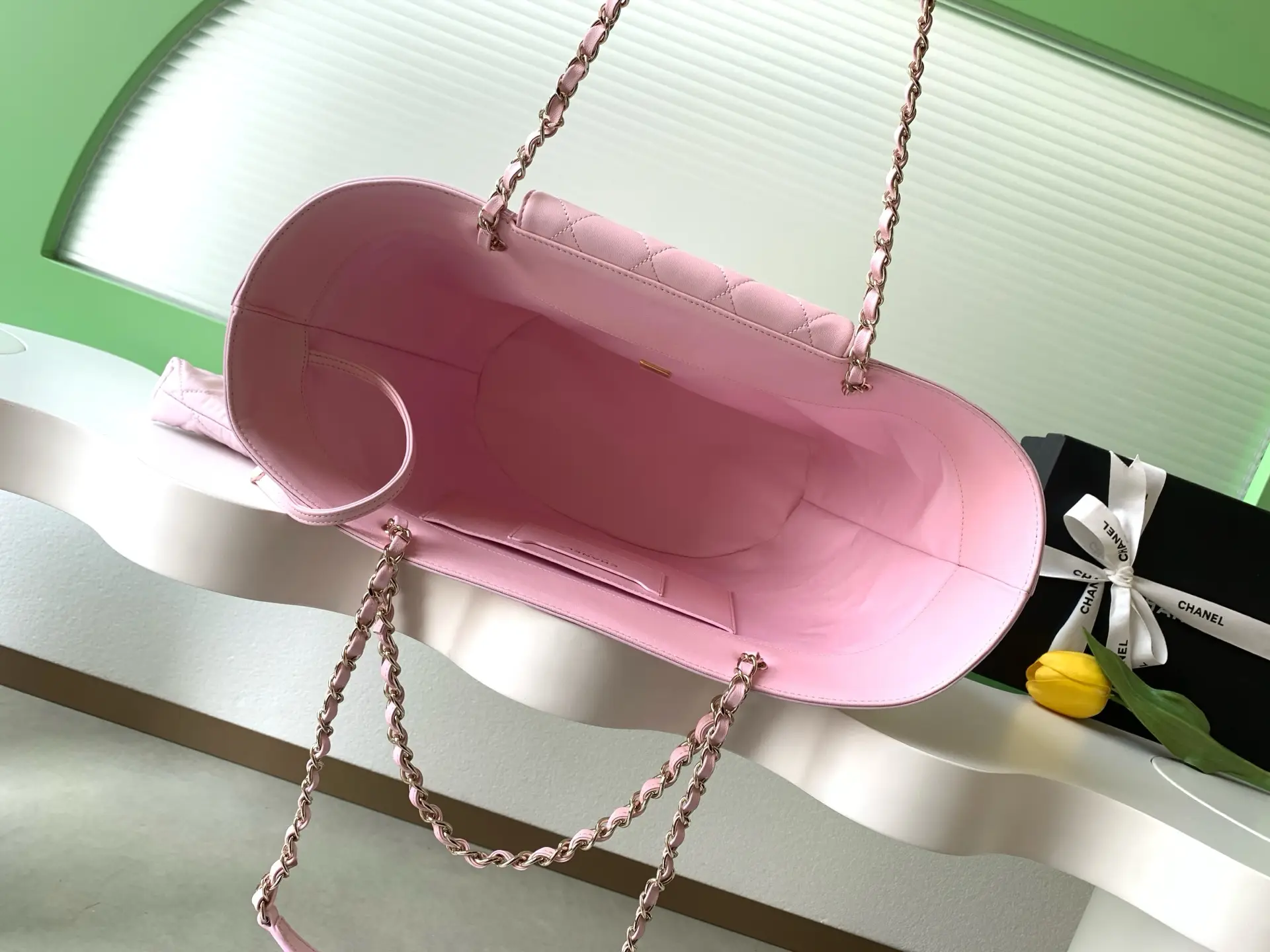 Chanel Large Tote Braided Straw AS5952 Pink