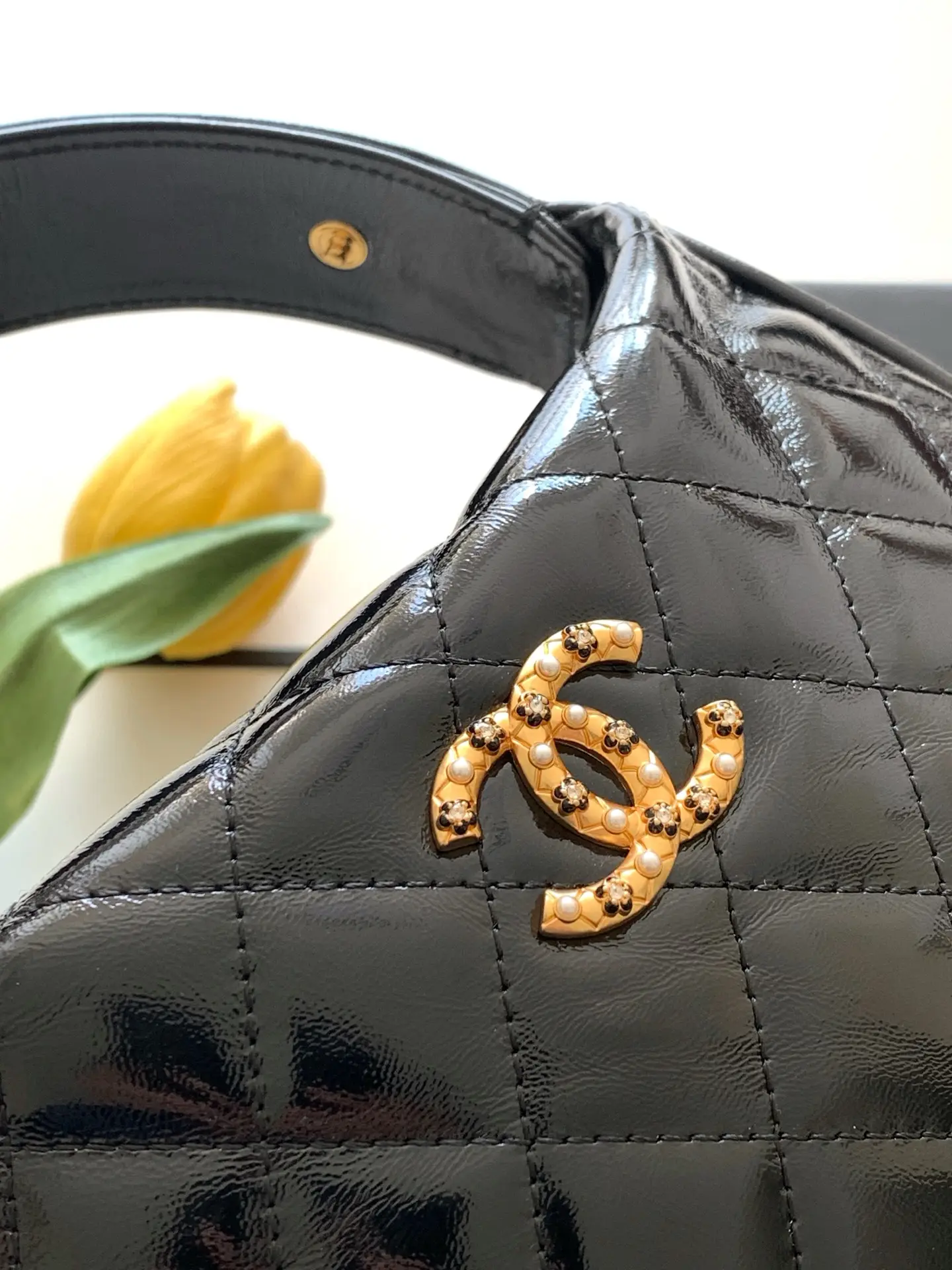 Chanel Small Handbag AP4976 Black