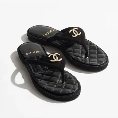 Chanel Thongs Slippers Black